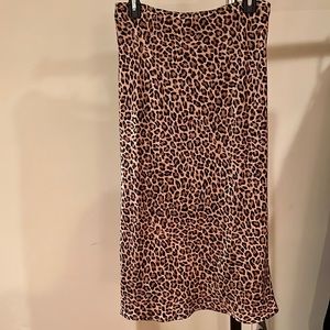 Leopard print Midi skirt -satin